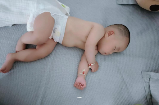 温县风油精宝宝可以用吗